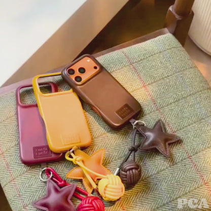 【スタークラフトレザー】星チャーム×レザーボール付き スマホケース｜iPhone対応 #250309