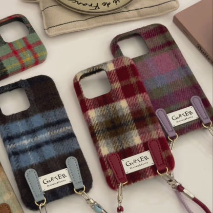 【チェックストラップ】フェルト チェック × ストラップ付き スマホケース｜iPhone対応 #250107