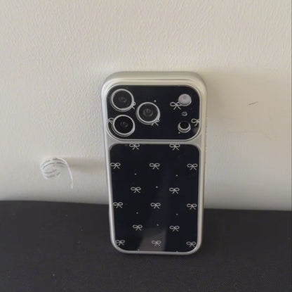 【クラシックリボン】モノトーン リボン総柄 × ボリュームチャーム スマホケース｜iPhone対応 #240619