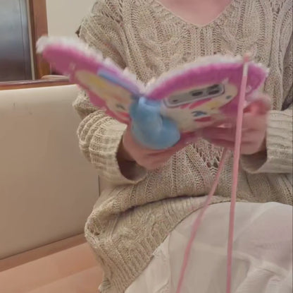 【ブックスタイル】もこもこ ちょうちょモチーフ 手帳型 ぬいぐるみ風 iPhoneケース #240610