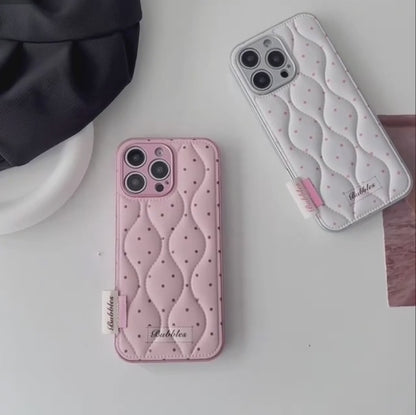 【ウェーブキルティング】ドットステッチ×クッション スマホケース｜iPhone対応 #241220